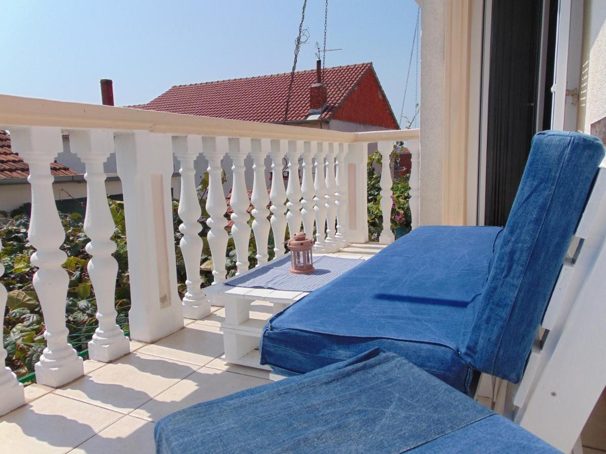 Apartments Petra Біоград-на-Мору Екстер'єр фото