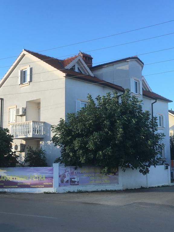 Apartments Petra Біоград-на-Мору Екстер'єр фото